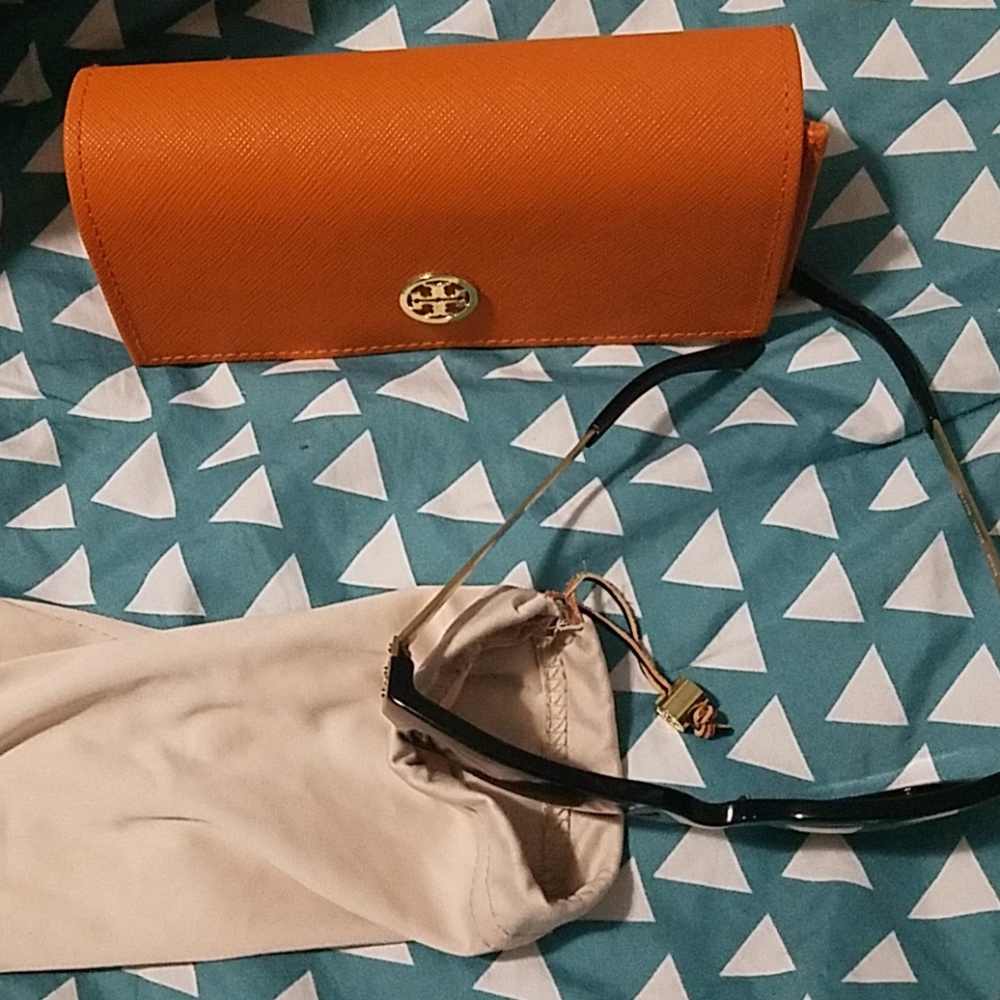 TORY BURCH 😎😎